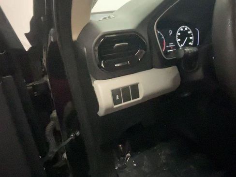 Used 2023 Honda Pilot LX image 33