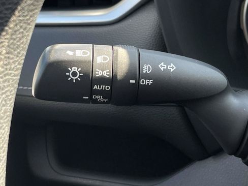 Used 2021 Toyota RAV4 XLE w/ Convenience Package AWD/4WD image 24