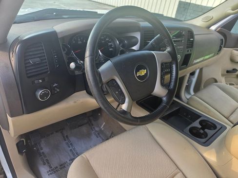 Used 2013 Chevrolet Silverado 1500 LT image 31