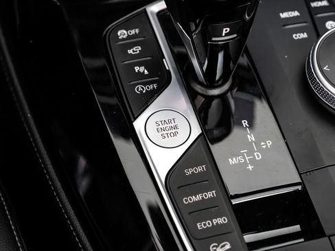 Used 2024 BMW X4 xDrive30i w/ Parking Assistance Package image 24