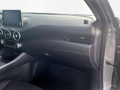 Used 2021 Nissan Sentra SV image 17