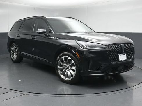 Certified 2025 Lincoln Aviator AWD w/ Jet Appearance Package image 1