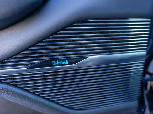 Used 2024 Jeep Grand Wagoneer L 4WD image 16