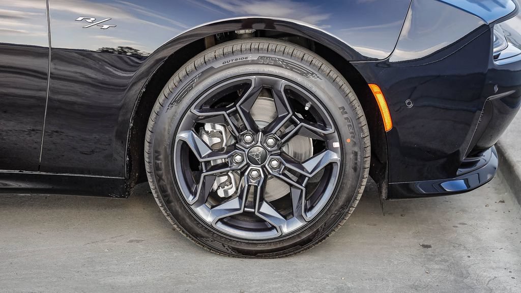 New 2026 Dodge Charger R/T AWD/4WD image 11
