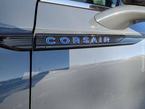 Used 2023 Lincoln Corsair Grand Touring w/ Equipment Group 301A image 9