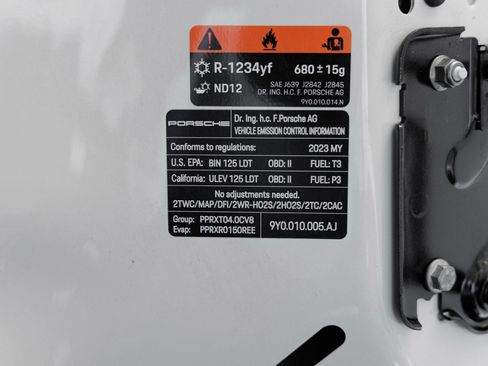 Used 2023 Porsche Cayenne GTS image 38