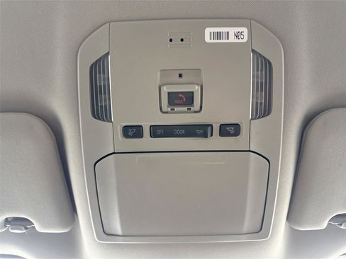 Certified 2023 Toyota Highlander LE image 21