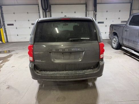 Used 2015 Dodge Grand Caravan SXT w/ Blacktop Package image 4