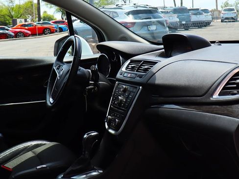 Used 2016 Buick Encore FWD image 31