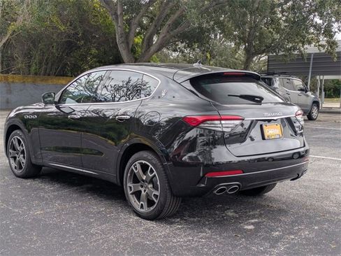 Used 2022 Maserati Levante GT image 7