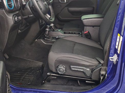 Used 2019 Jeep Wrangler Unlimited Sport S AWD/4WD image 15
