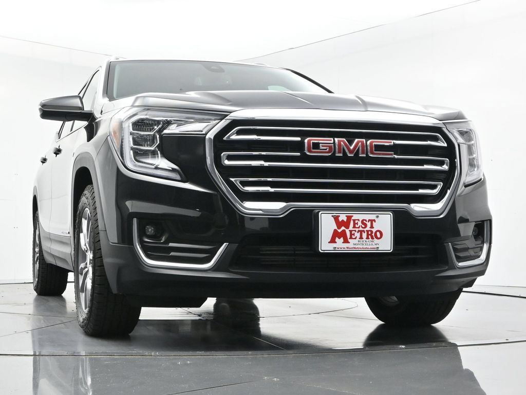 Used 2023 GMC Terrain SLT AWD/4WD image 28