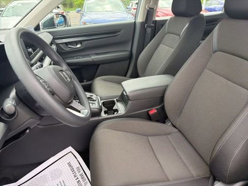 Used 2024 Honda CR-V LX image 9