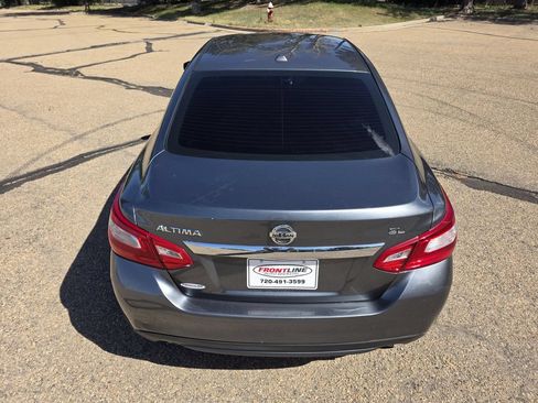 Used 2017 Nissan Altima 2.5 SL FWD image 6