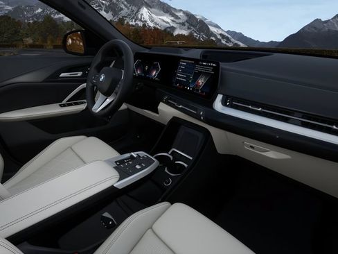 New 2026 BMW X2 xDrive28i w/ Technology Package AWD/4WD image 37