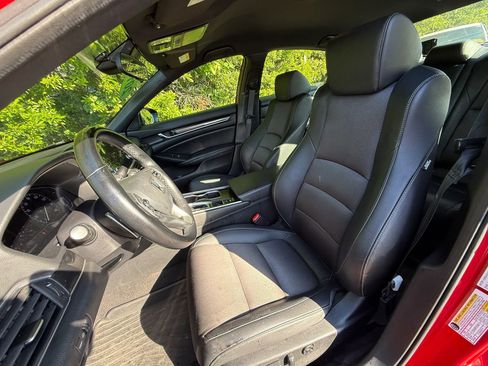 Used 2019 Honda Accord Sport image 21