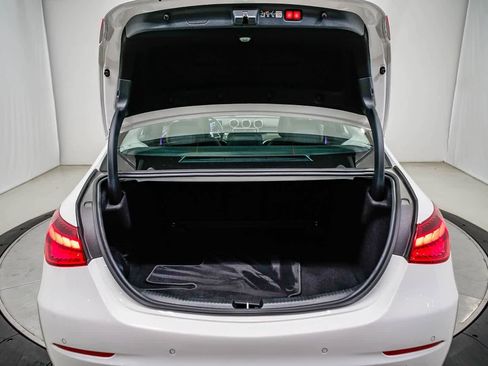 Used 2025 Mercedes-Benz C 300 Sedan image 27