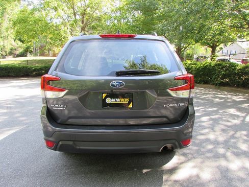 Used 2020 Subaru Forester w/ Alloy Wheel Package AWD/4WD image 5