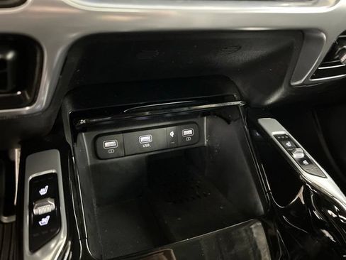 Used 2023 Kia Sorento SX Prestige AWD/4WD image 17