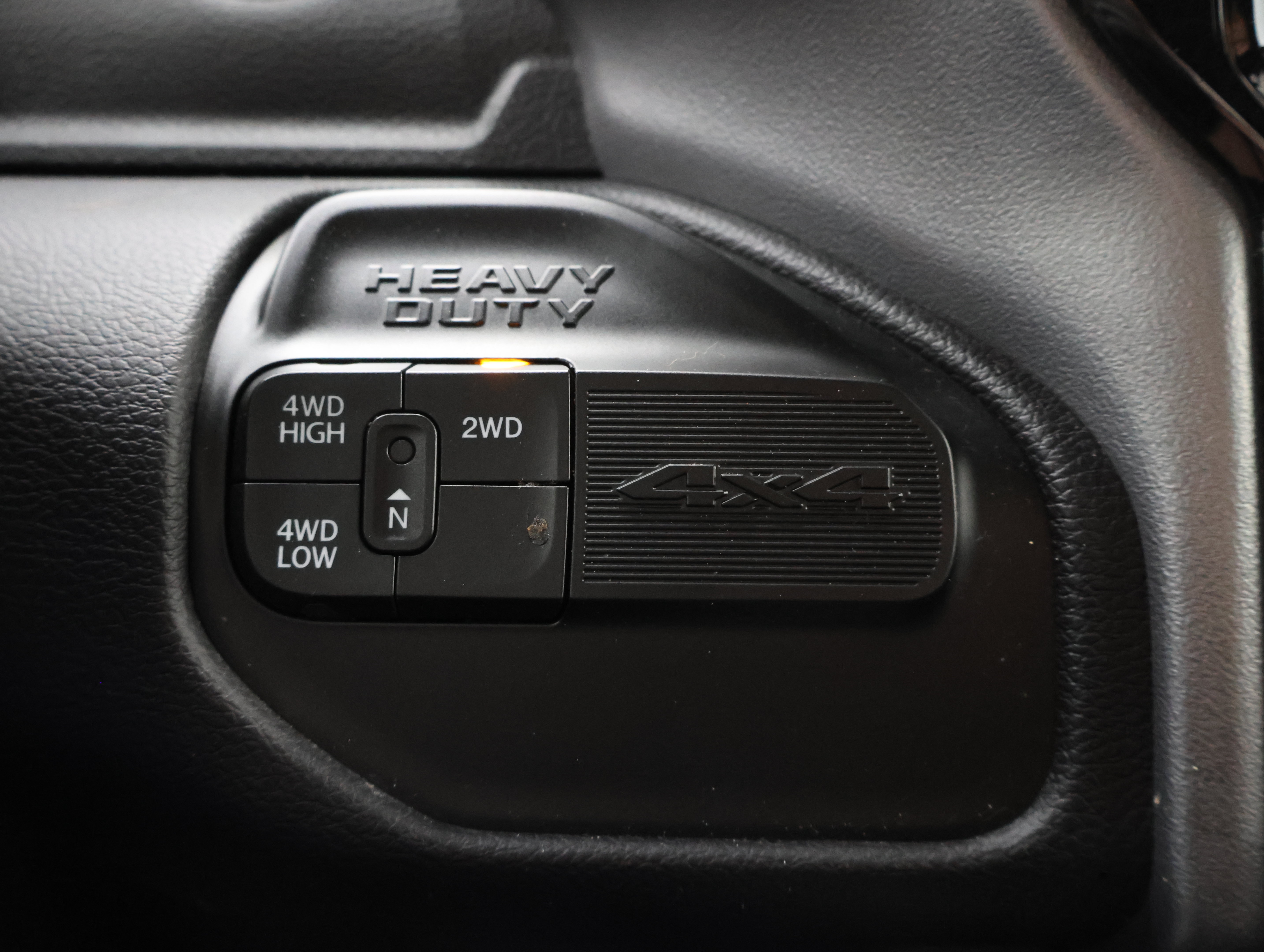 Used 2024 RAM 2500 Laramie w/ Night Edition AWD/4WD image 44