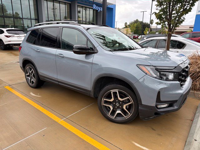 Used 2023 Honda Passport Elite image 2
