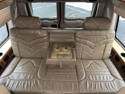 Used 1999 Ford E-150 and Econoline 150 image 17