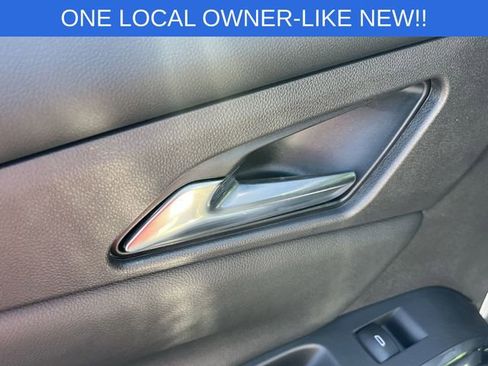Used 2026 Chevrolet Traverse LT w/ Driver Confidence Package FWD image 27