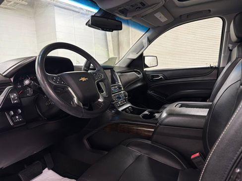 Used 2017 Chevrolet Tahoe LT image 4