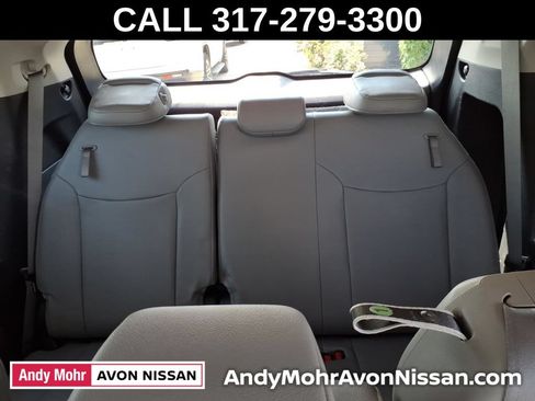 Used 2025 Toyota Sienna XLE FWD image 39