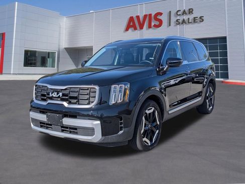Used 2025 Kia Telluride S FWD image 1