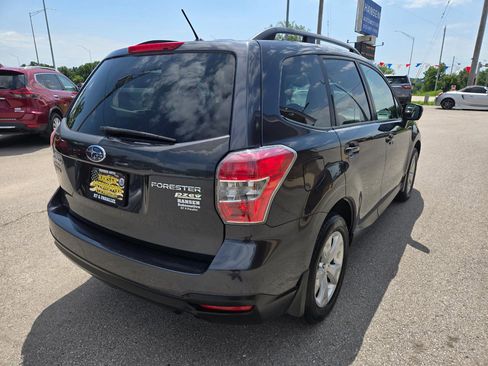 Used 2015 Subaru Forester 2.5i Premium w/ All-Weather Package AWD/4WD image 5