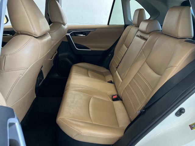 Used 2021 Toyota RAV4 Limited AWD/4WD image 32