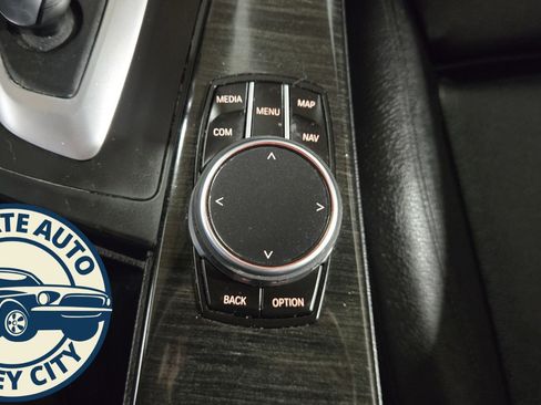 Used 2019 BMW 330i Gran Turismo xDrive w/ Convenience Package image 17