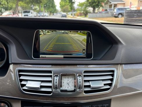 Used 2014 Mercedes-Benz E 350 Sedan image 46