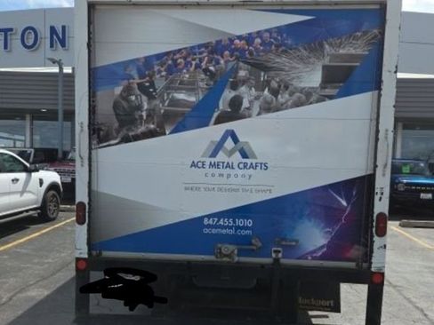 Used 2019 Ford E-350 and Econoline 350 Super Duty w/ Power Windows & Locks Group image 11