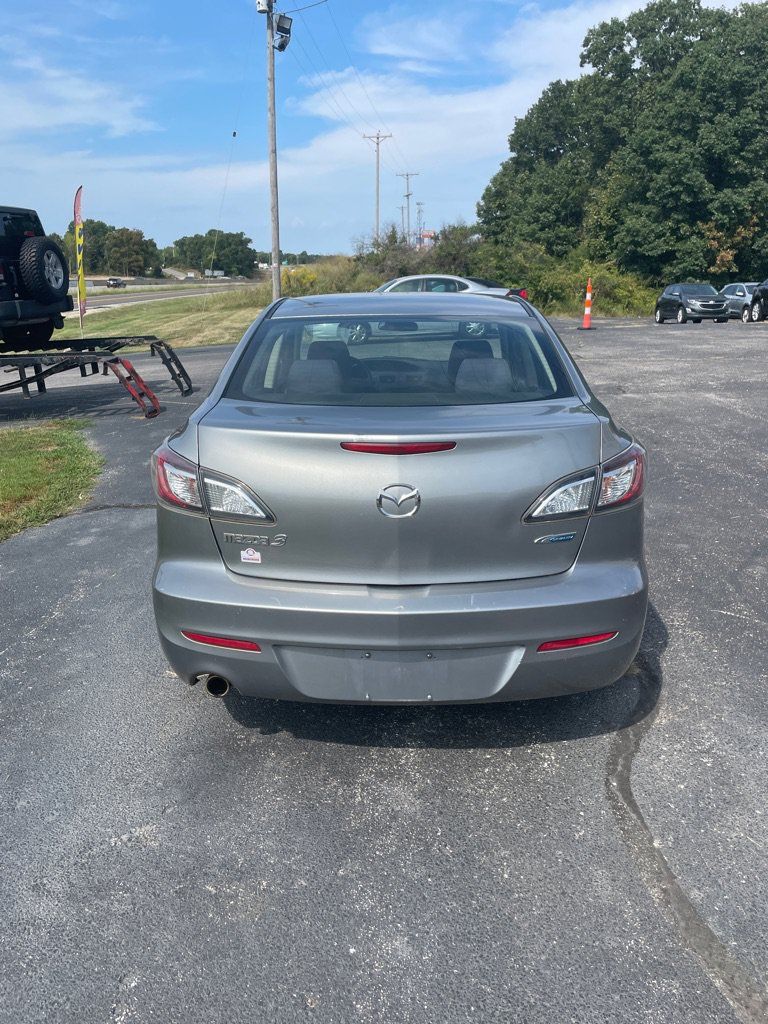 Used 2012 MAZDA MAZDA3 i Touring FWD image 4