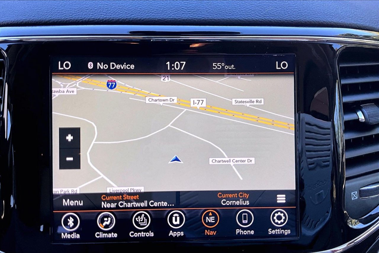 Used 2020 Jeep Grand Cherokee Limited w/ Trailer Tow Group IV AWD/4WD image 12
