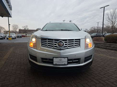 Used 2015 Cadillac SRX Luxury image 9