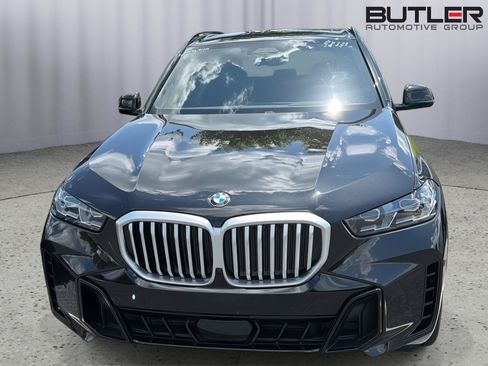 Used 2024 BMW X5 xDrive40i w/ Executive Package AWD/4WD image 3