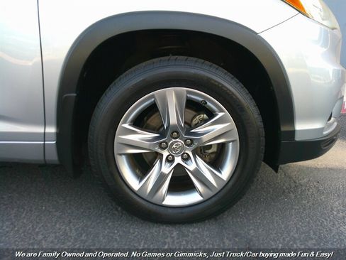 Used 2015 Toyota Highlander Limited image 56