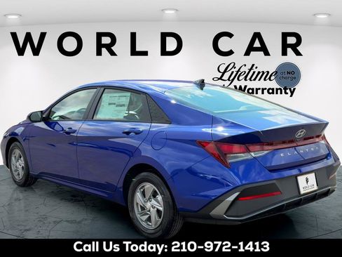 New 2026 Hyundai Elantra SE FWD image 5