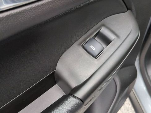 Used 2023 Chevrolet TrailBlazer LS image 30