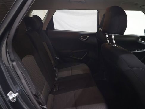 Used 2020 Kia Soul S FWD image 13