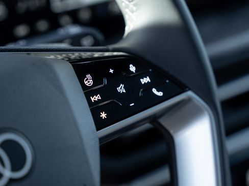 New 2025 Audi Q5 Premium Plus image 12