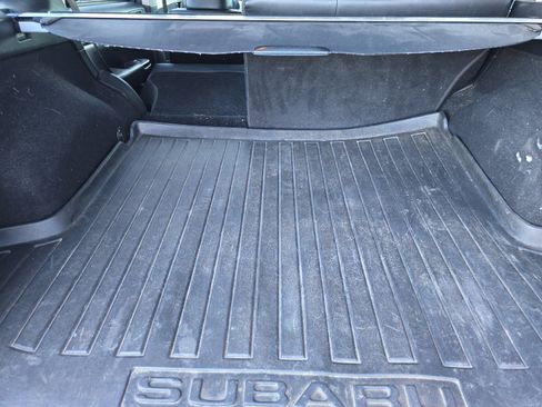 Used 2011 Subaru Outback 2.5i Limited w/ PWR Moonroof Pkg image 14