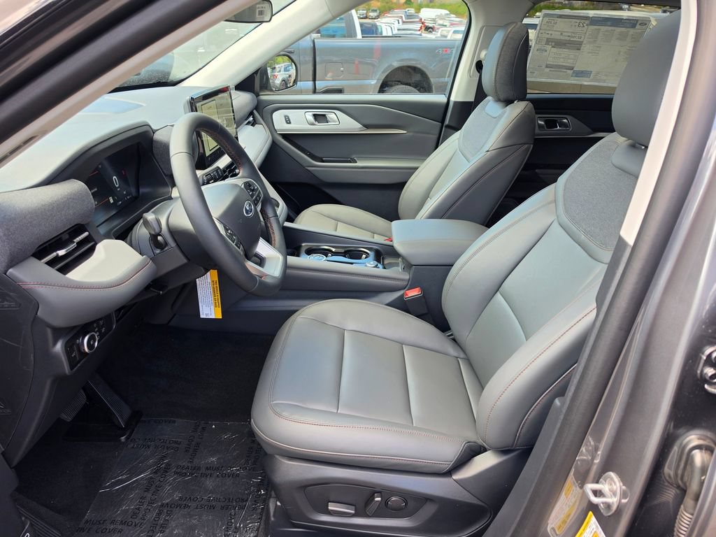 New 2026 Ford Explorer Active w/ Active Comfort Package AWD/4WD image 21
