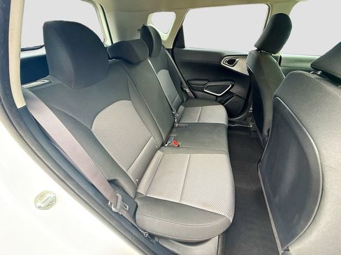 Used 2020 Kia Soul LX FWD image 24