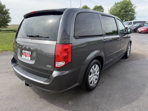 Used 2016 Dodge Grand Caravan SE w/ Quick Order Package 29E SE FWD image 5