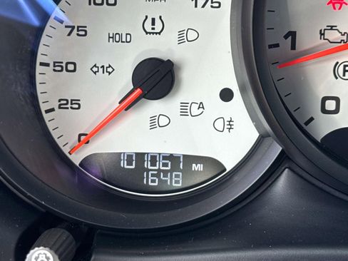 Used 2021 Porsche Macan GTS image 25