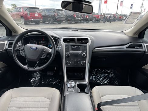 Used 2020 Ford Fusion S image 30